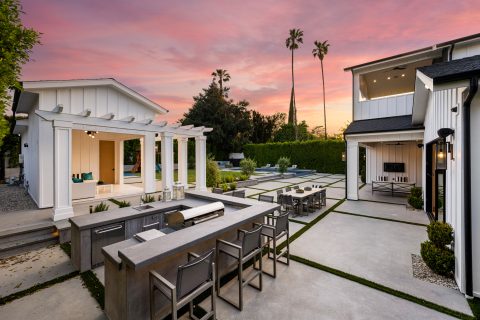 weatherproof outdoor cabinets