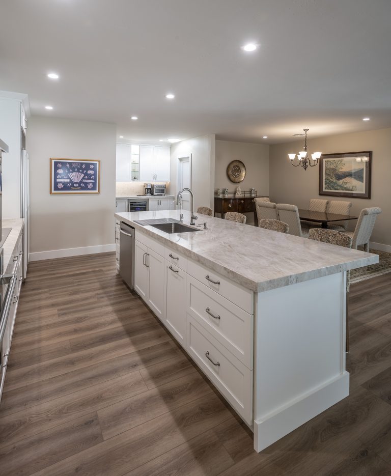 Modern kitchen and bar design from custom remodels project