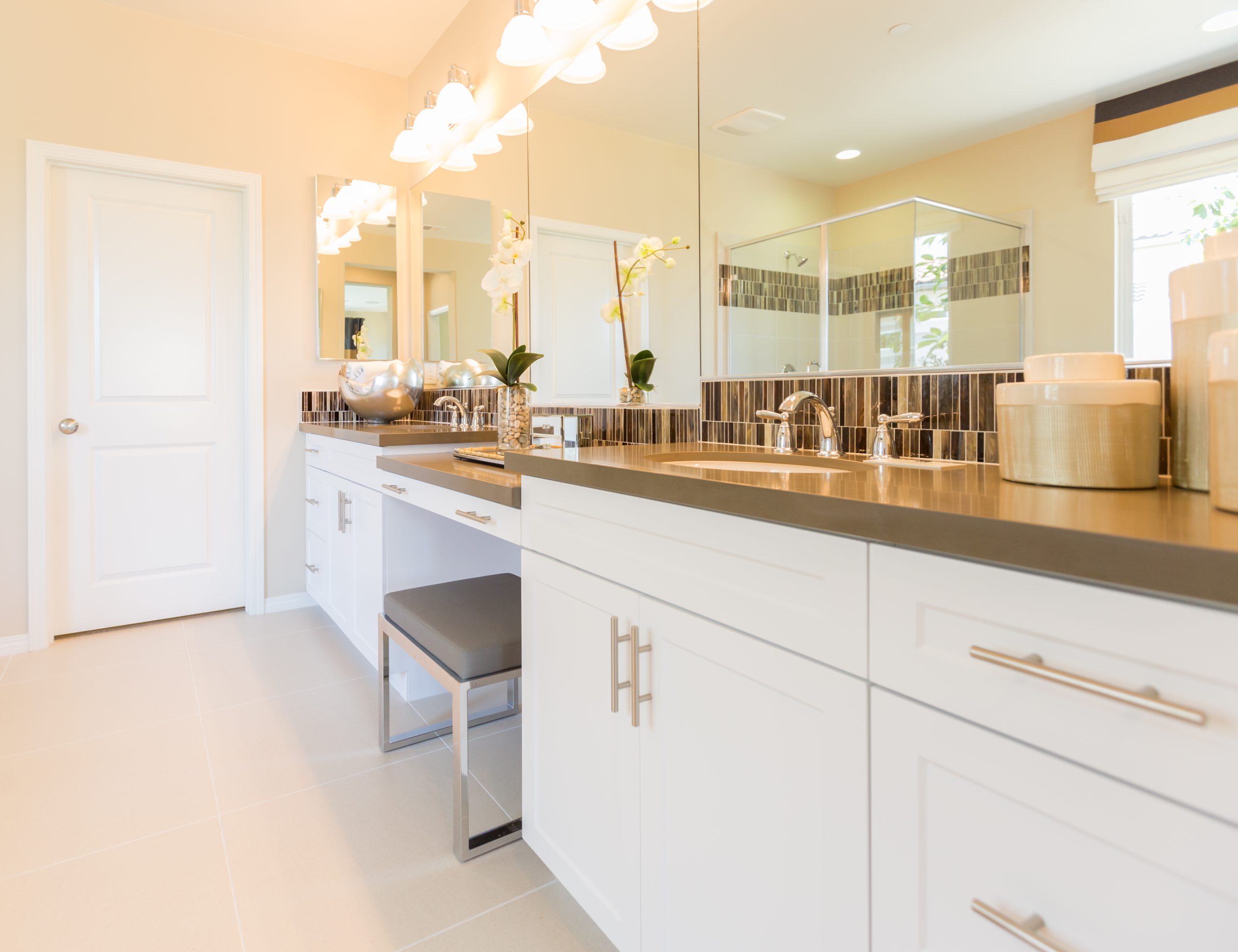 What Are Full Overlay Cabinets? A Complete Guide for Homeowners